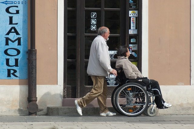 ¿Cuáles son los requisitos para acceder a la pensión por incapacidad permanente total?